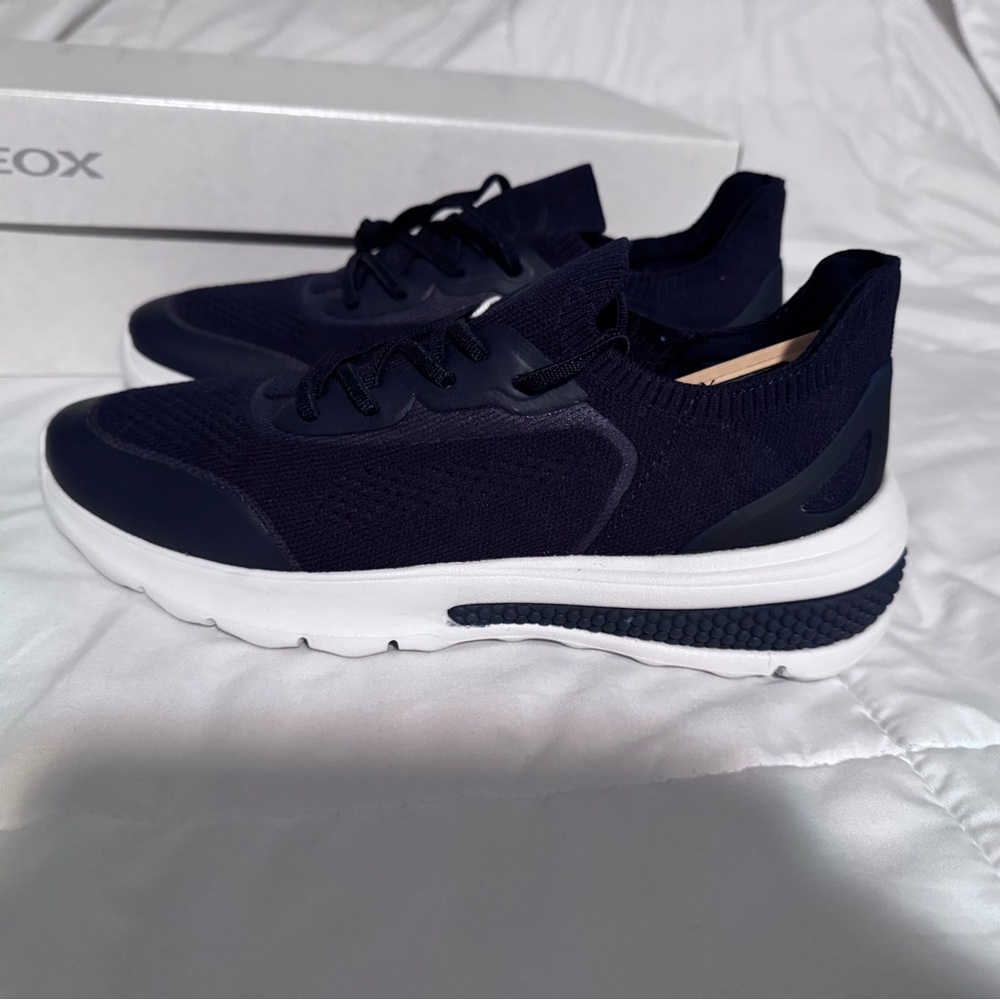 Geox Women's D Spherica A Sneaker - 
Brand New - Never worn - Size 7